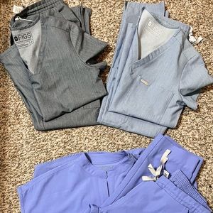 FIGS scrubs - barely used